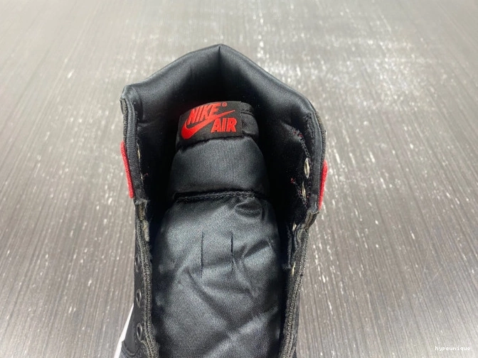 HYPE OG WMNS Satin Jordan FD4810-061 High Air 1 Bred 0728